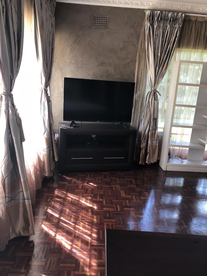 Khuvena Guesthouse Randburg Exterior foto